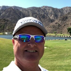 Meet your Posher, Bob